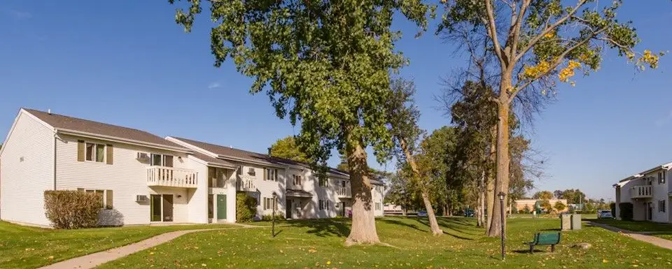 Brookwood_Building_View