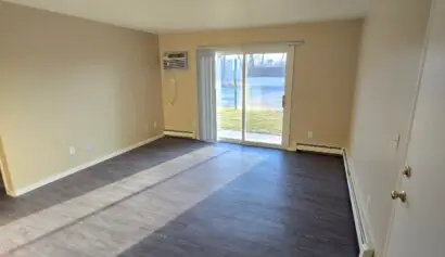 Brookwood_Livingroom