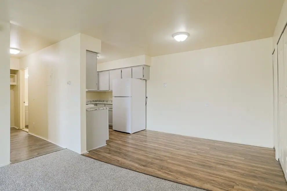 Juniper_Kitchen_Biggerview1