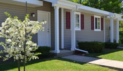 10800-10876-vans-ln-fife-lake-mi-building-photo (2)