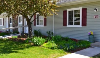 10800-10876-vans-ln-fife-lake-mi-building-photo (3)