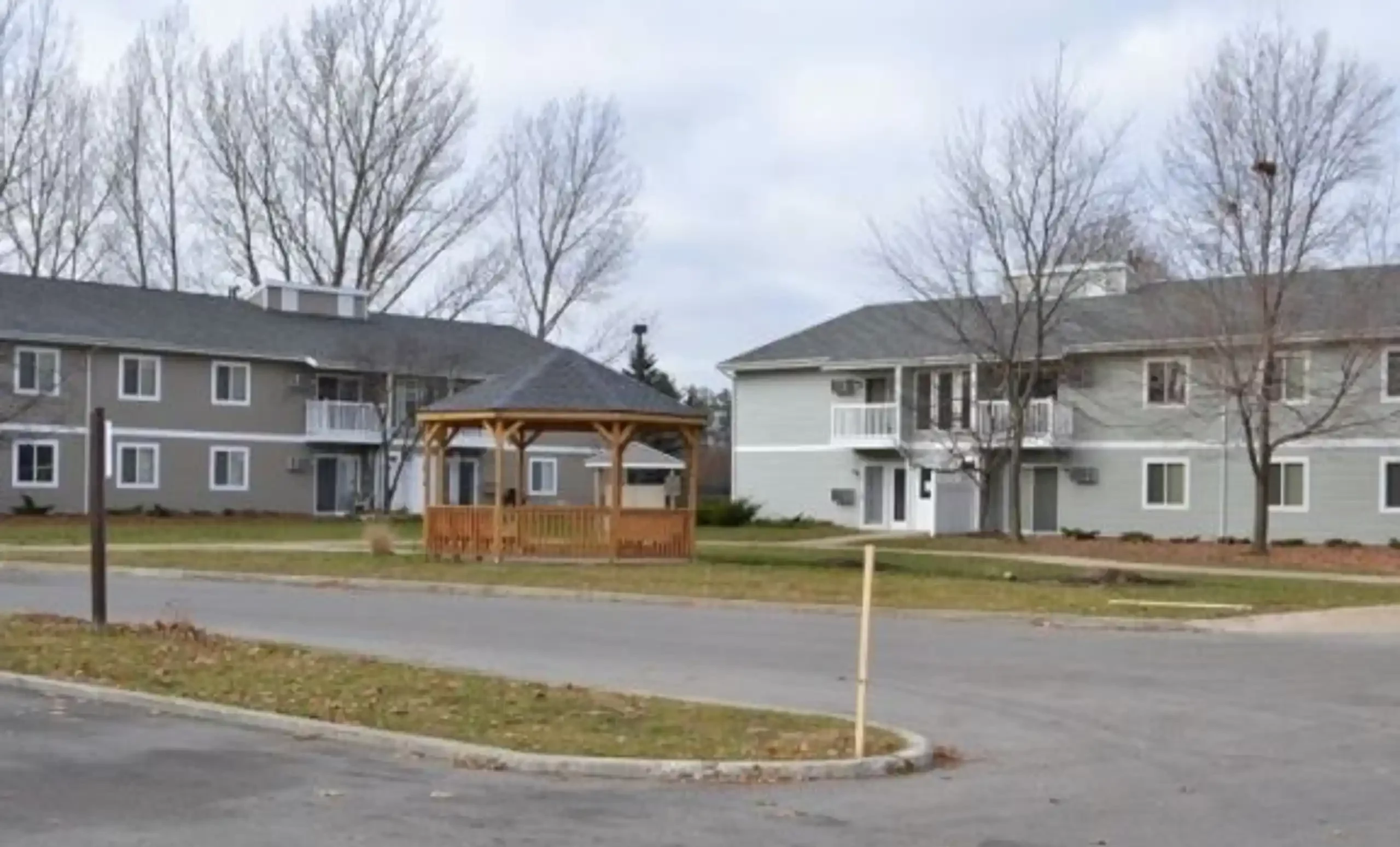 OakPark_Exterior_Driveway