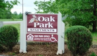 OakPark_Name Signage