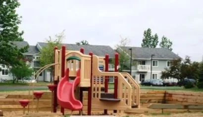 OakPark_Playground_Slide