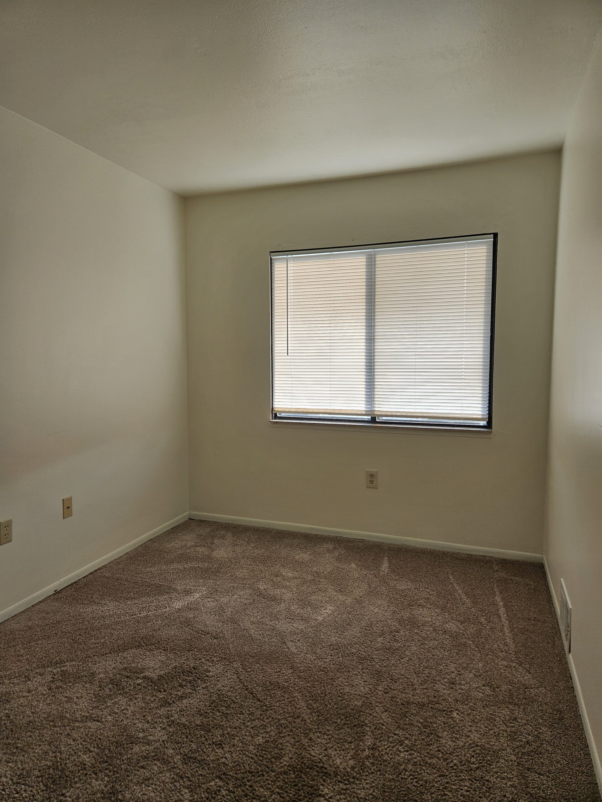 Lighthouse_SmallBedroom