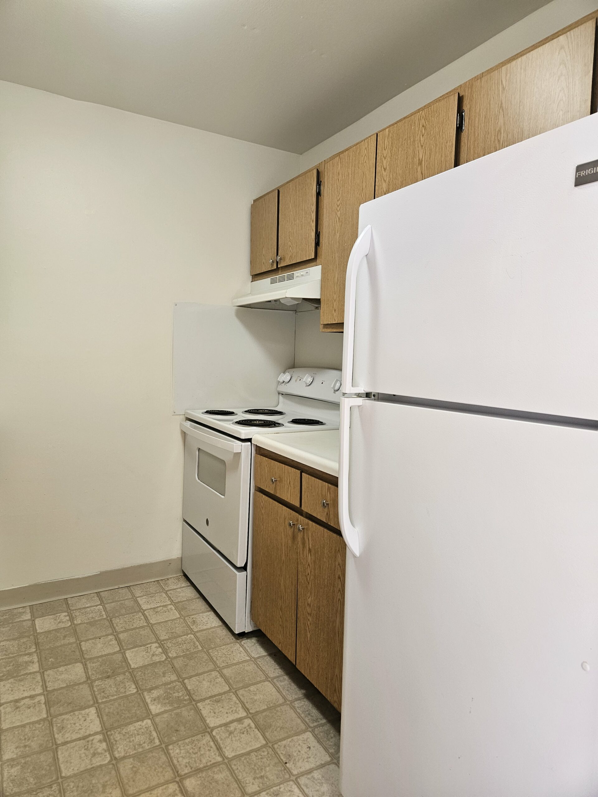 Lighthouse_StoveFridge