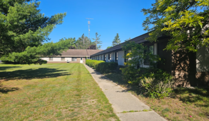6a3bd0e22cdb9c1135549b4c_Walkway